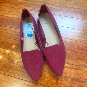 NWT Seychelles Maroon Flats, Size 10